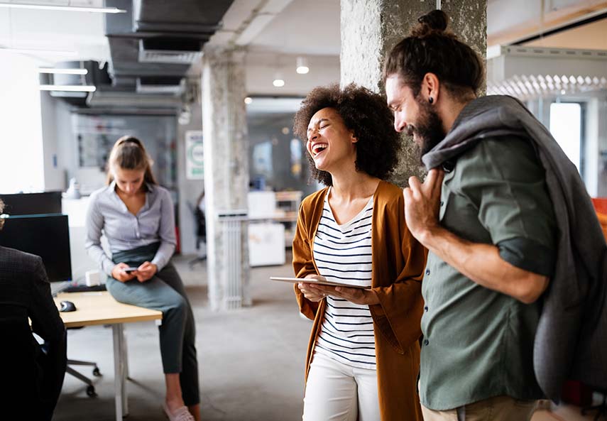 people-laughing-office